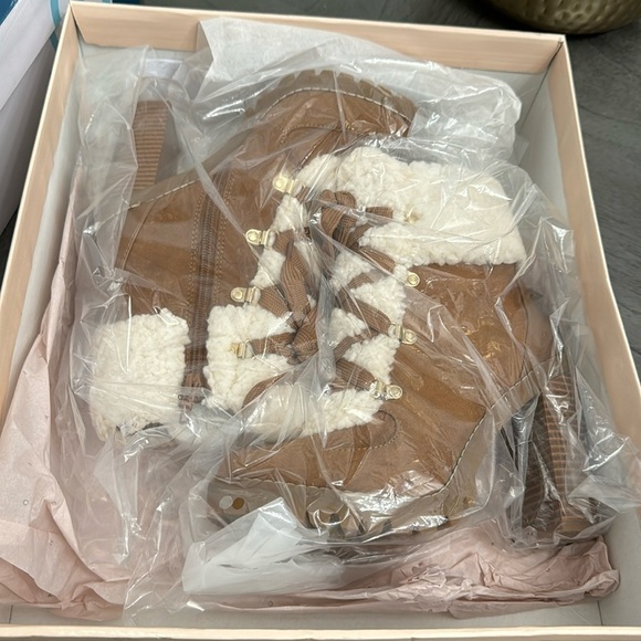 BCBGeneration Women Medium Palli Lace Up Ankle Boots, Brown/Ivory - Picture 2 of 8